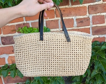 vintage woven natural rattan handbag | small vintage knit + leather raffia wristlet purse