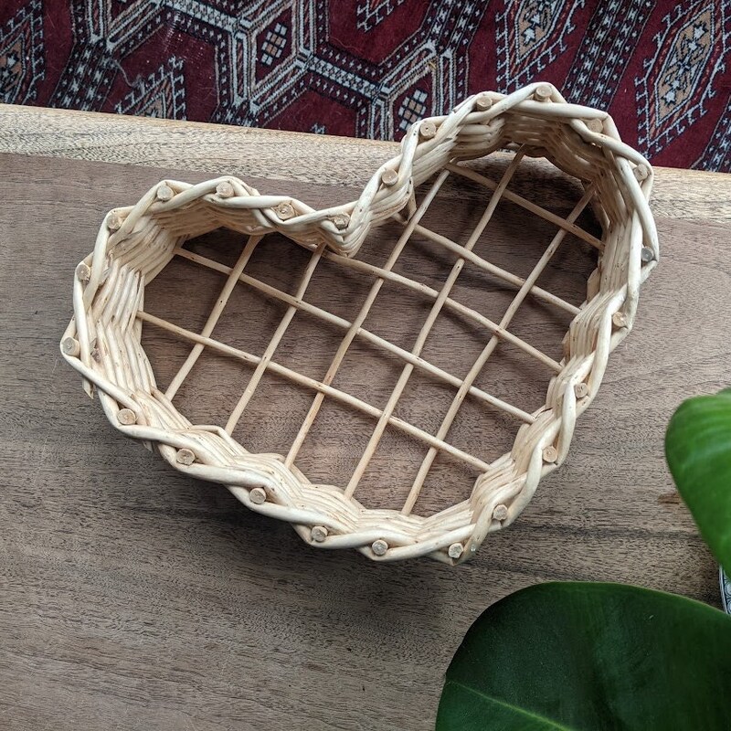 Woven Heart Basket - Etsy