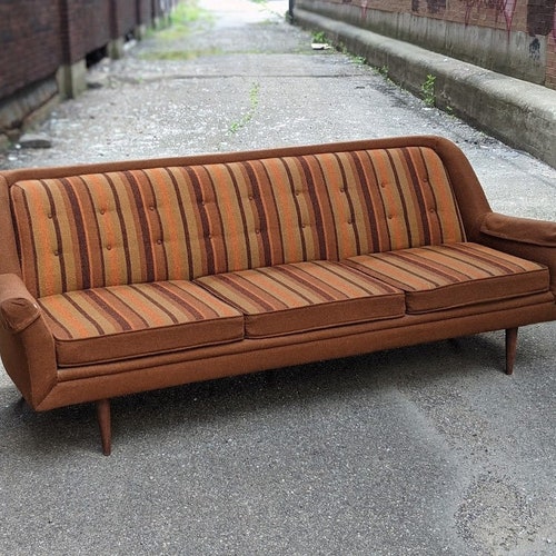 Mid Century Brown And Orange Flexsteel Sofa Long Retro Orange Flexsteel Sofa Long Retro, Is Flexsteel A Good Sofa