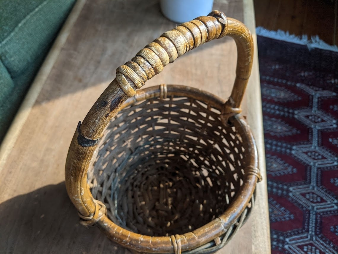 Petit Panier En Osier – Poignée – Style Rustique – Pour Décoration, Jardin, Mariage, Pique-nique – Dimensions 18x17x13 Cm