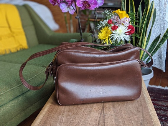 brown strap shoulder bag | faux leather vinyl off… - image 1