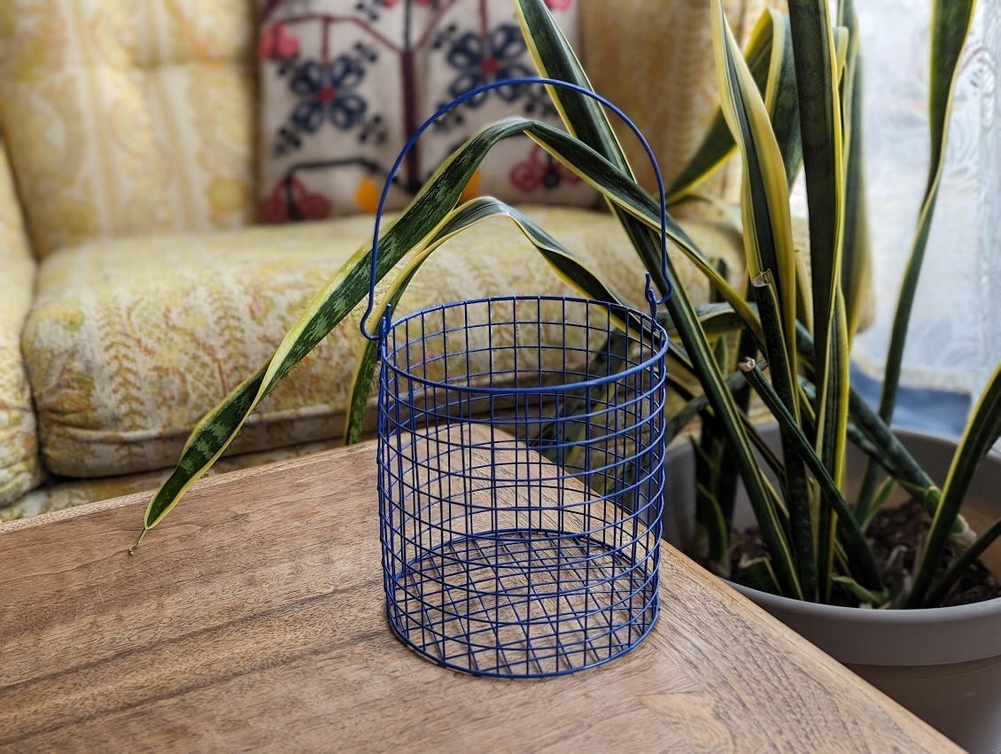 Large gold wire basket for blankets new arrivals