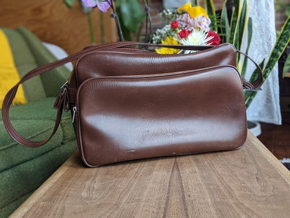 brown strap shoulder bag | faux leather vinyl off… - image 2