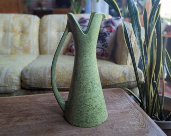vase pichet haeger royal en céramique vert moucheté | pot à fleurs éclectique boho rétro vintage avec poignée