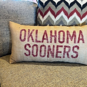 Oklahoma Sooners Burlap Pillow: OU Dorm Decor