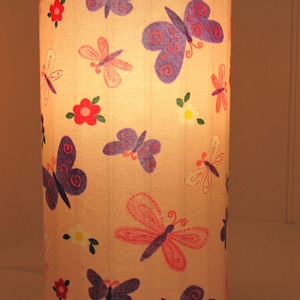 Tischlampe Schmetterlinge Bild 1