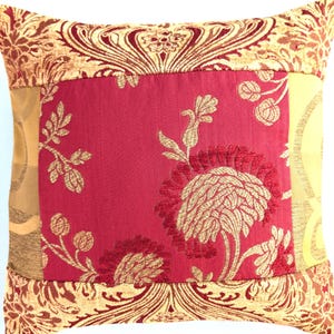 Housse de coussin 40x40 cm en brocart rouge et or métallisé, tissu patchwork de créateur, housse de coussin de luxe en brocart, pièce unique