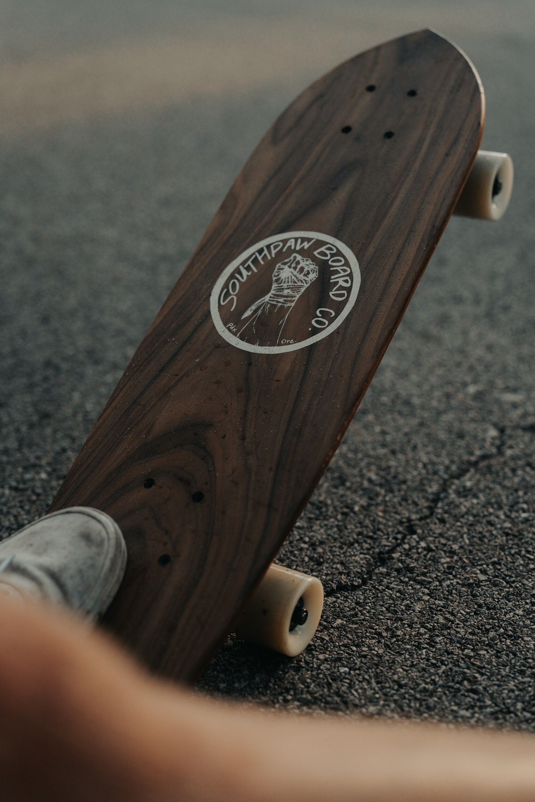 Cruiser Skateboard Longboard // FREE SHIPPING // Solid Hardwood Wood  Classic Vintage Style City Skate Board // Walnut - Etsy