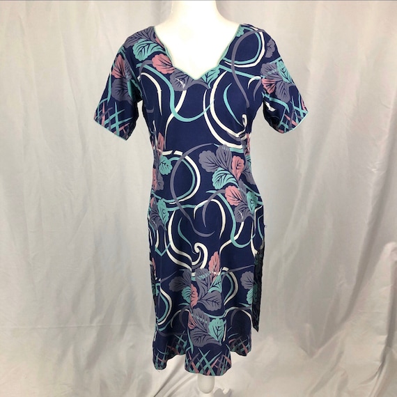 40s Vintage Cotton Hawaiian Dress w/ Scalloped Col