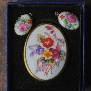 Vintage Fine Bone China Brooch/Earrings Set, England 51, Royal Worcester
