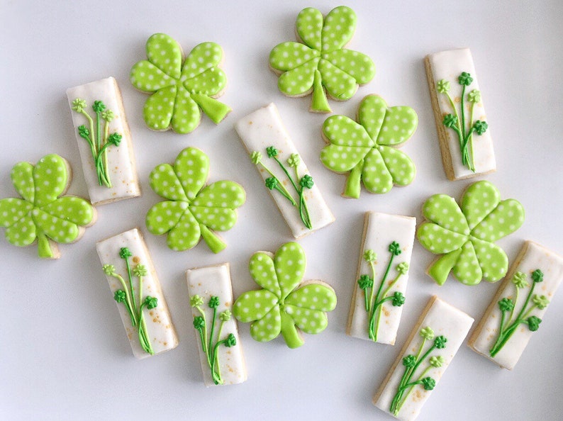 Vegan St. Patrick's Day sugar cookies image 0