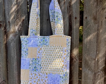 Handmade Quilted Tote Bag – Stylish, Durable, and Versatile Shoulder Bag