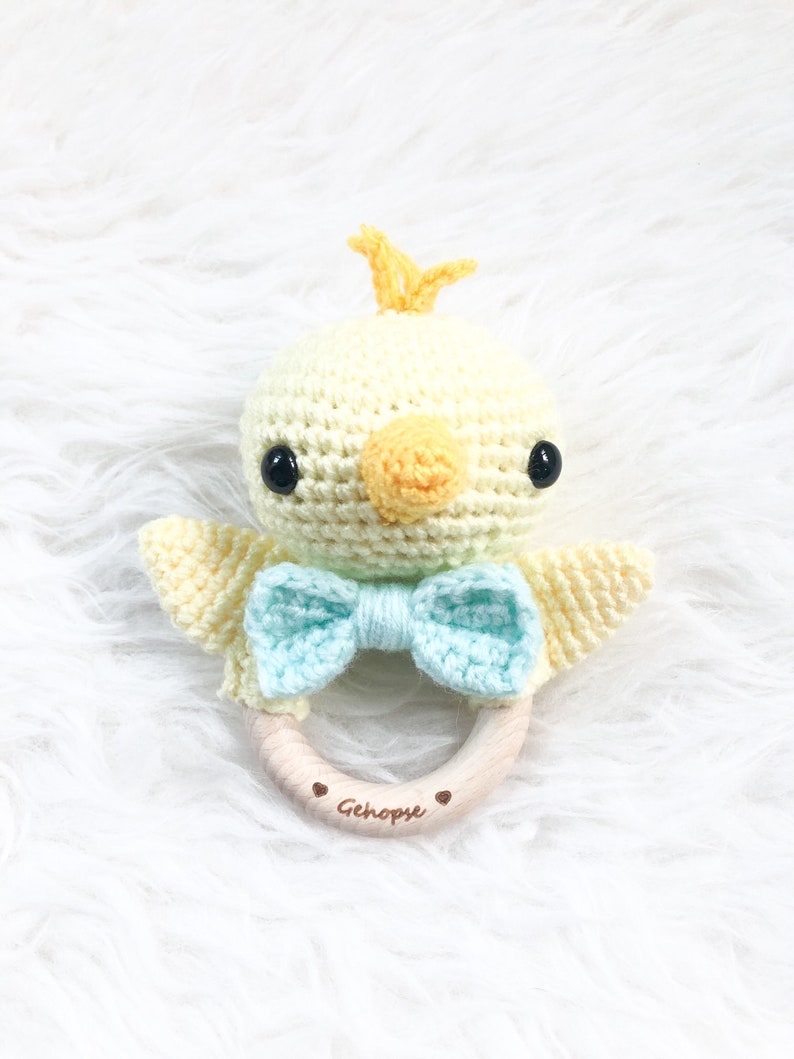 Crochet pattern baby rattle chick Lilou image 3