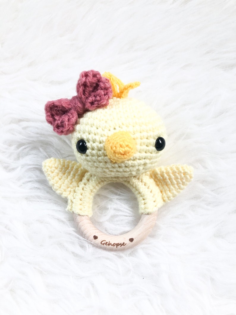 Crochet pattern baby rattle chick Lilou image 2