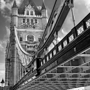 London Photography, Tower Bridge, Black and White, Wall Decor, Wall Art, Tower Bridge Print