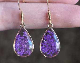 Purple Flower Resin Earrings- Gold Earrings- Resin Earrings- Flower Earrings- Purple Earrings- Resin Dangle Earrings- Teardrop Earrings