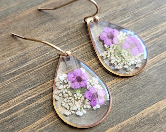 Purple Flower Resin Earrings- Gold Earrings- Resin Earrings- Flower Earrings- Lavender Earrings- Resin Dangle Earrings- White Flower