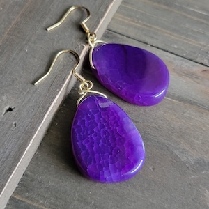Pendientes de amatista púrpura real - Pendientes hechos a mano - Pendientes de oro - Piedra púrpura - Pendientes coloridos - Pendientes morados - Pendientes de piedra - Regalos