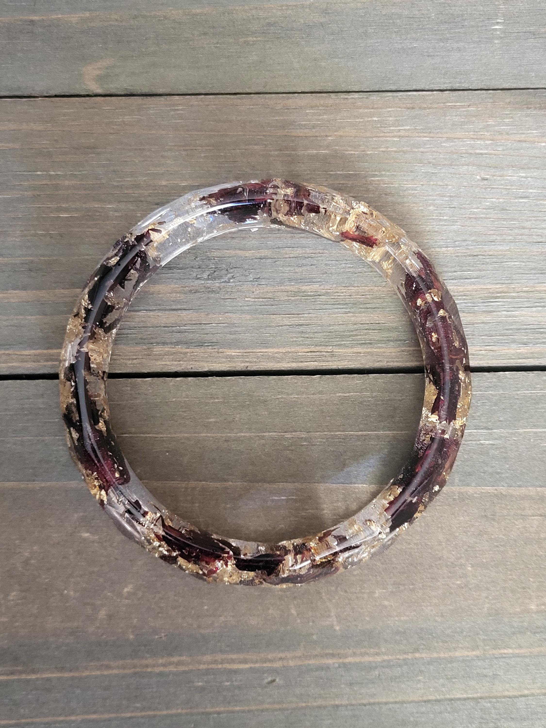 タイムセール 半額 Flake Gold Hibiscus Ruby Black Resin Flake Gold Real Bangle- アクセサリー