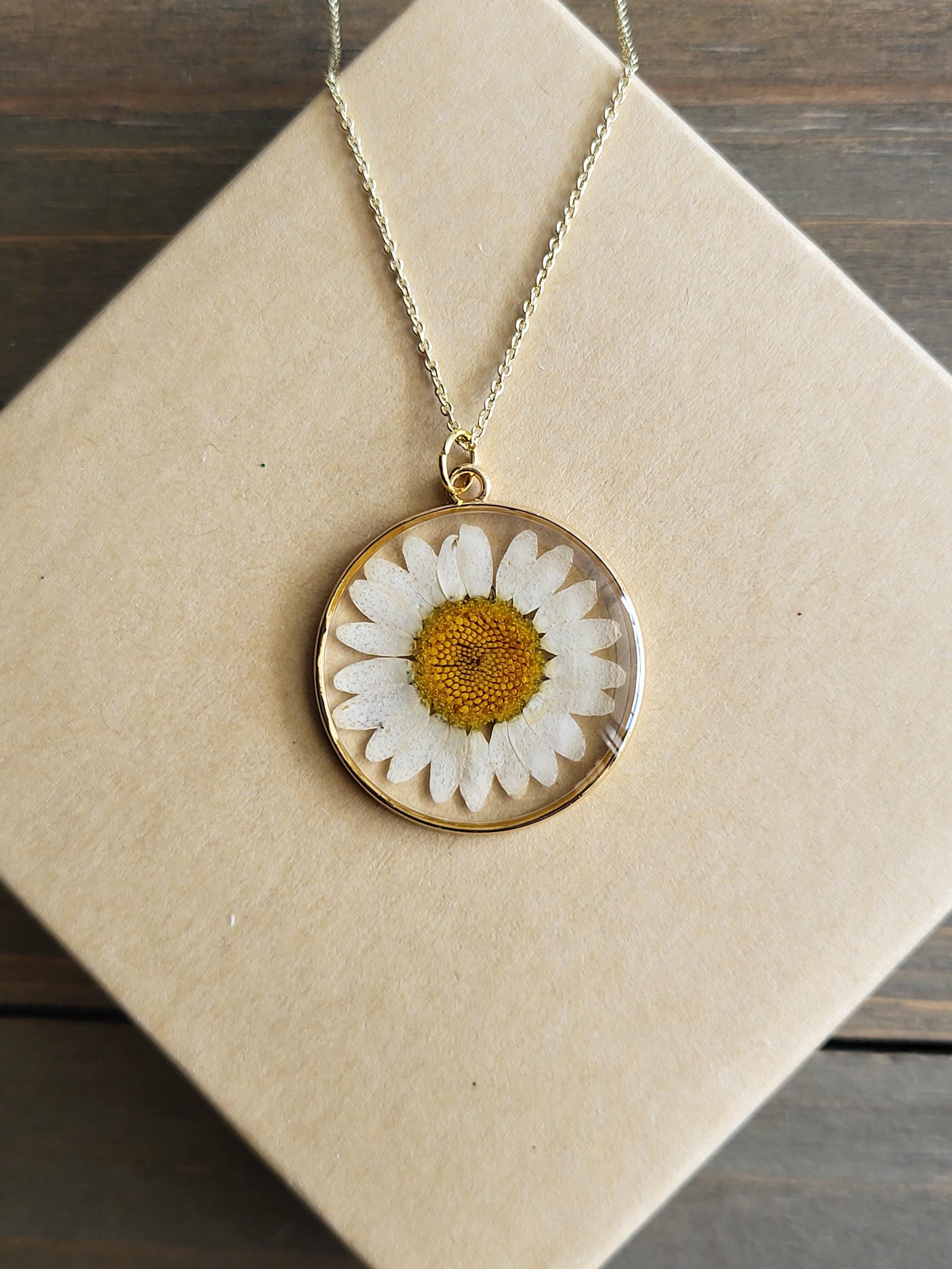 daisy♡14kgf Daisy Necklace, Gold Filled, Enamel Daisy Charm Necklace