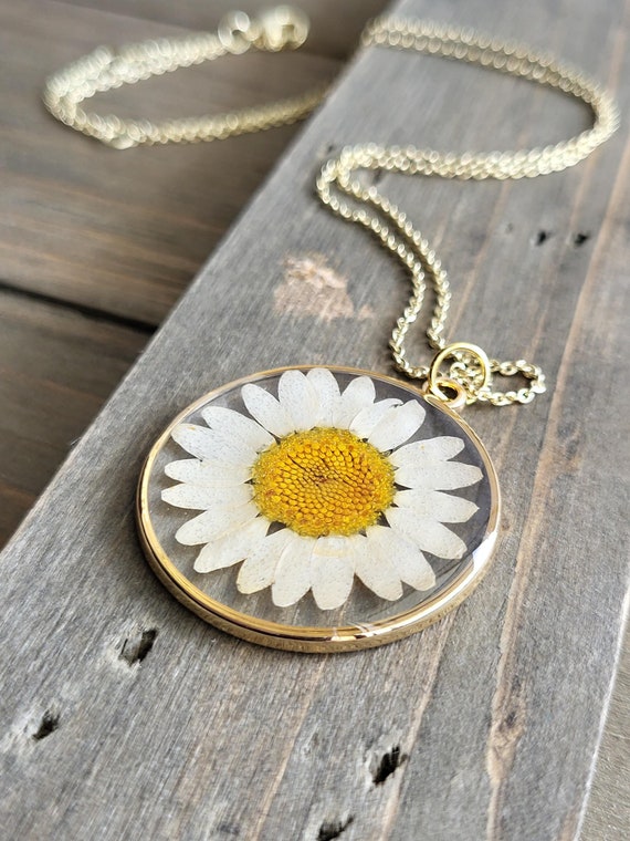 daisy♡14kgf 14K Gold Cubic Zirconia Daisy Pendant Necklace