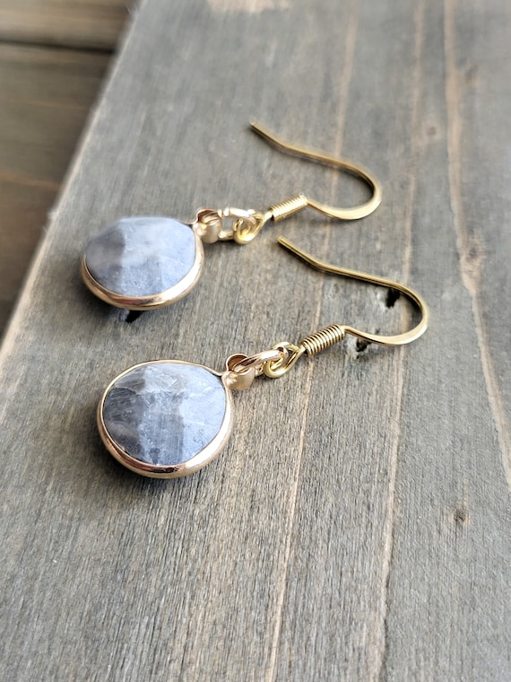 Boucles D'oreilles Fantaisie Pendantes Grises - Dormeuses - Neuf Avec étiquettes - Tendance Soirée