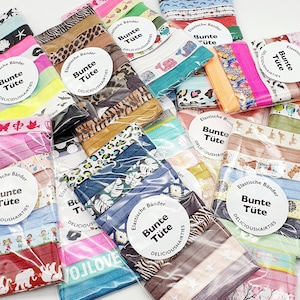 Colorful surprise bag. A random 10 x 30 cm mix of elastic bands are perfect for creating personalized bracelets. DIY4001