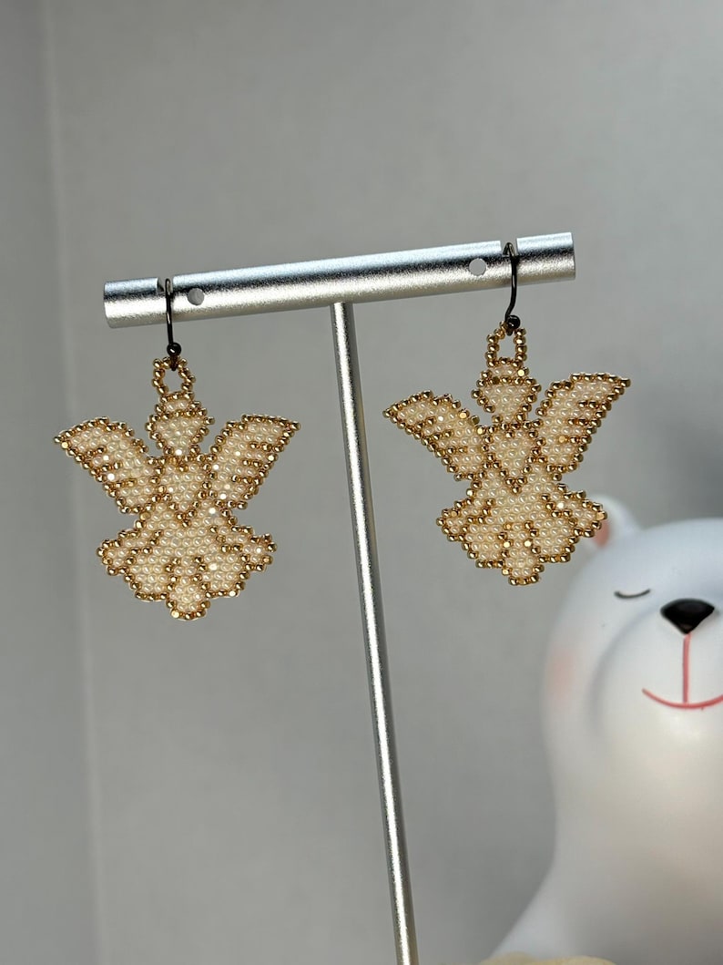 Hand beaded Angel Earrings with sparkle bild 1