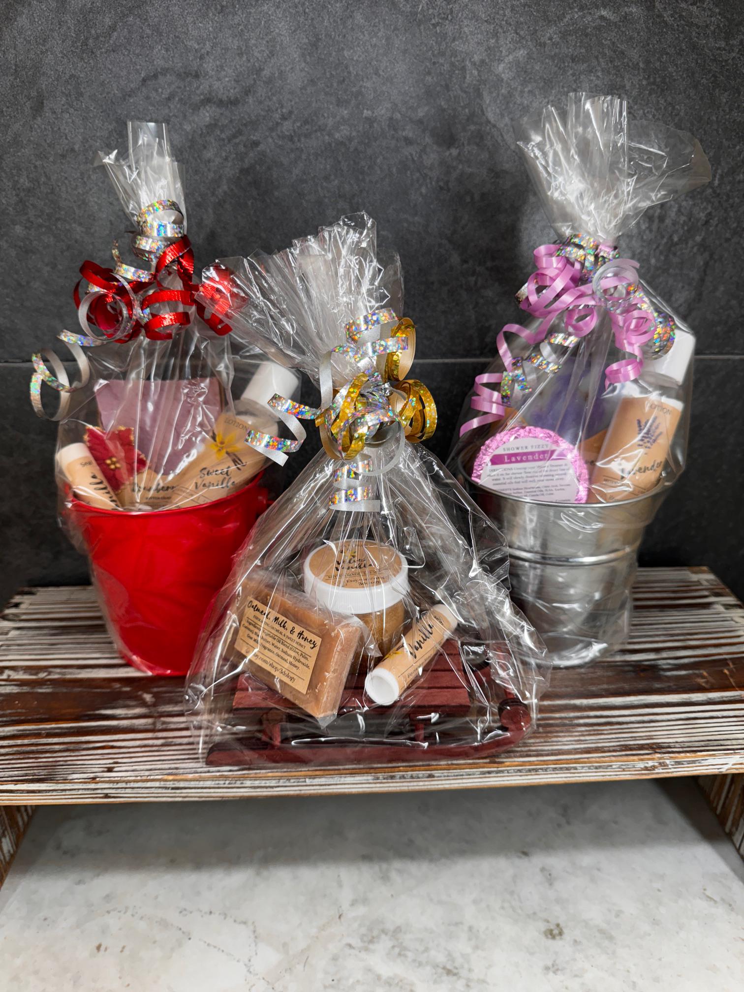 Mini Geschenkkorb / Hautpflege Geschenk Set / Weißer Elefant Geschenk / Lehrer Geschenk / Mitarbeiter Geschenk / Mann Geschenk / Geschenk für Sie / Geburtstag / Weihnachten