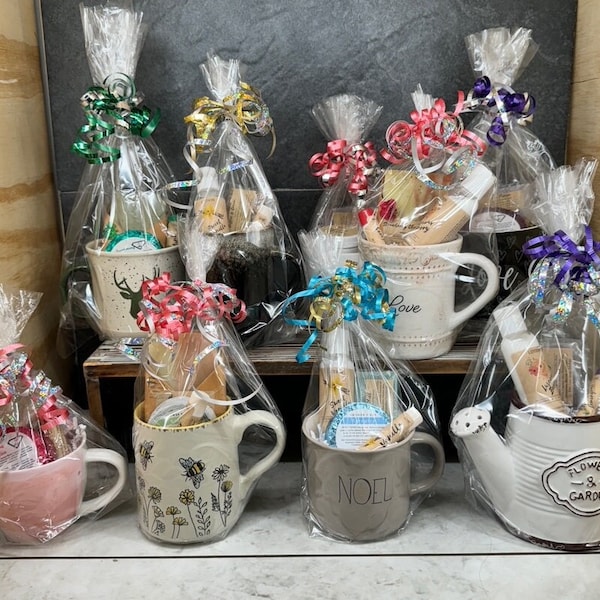 Coffee Mug Gift Basket / Skincare Gift Set / White Elephant / Teacher Gift / Coworker Gift / Man Holiday Gift / Gift for Her / Christmas