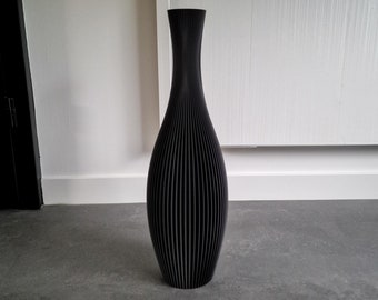 Floor Vase STELLA Matte Black, 3D Printed Striped Decoration Vase for Dried Flowers Made from Recycled Bio-Plastic