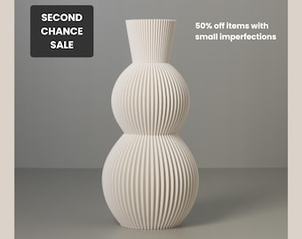 Second Chance 50% off - Vase NOVA - Cremeweiß - Gestreifte 3D gedruckte Vase mit gerippter Textur - recyceltes Bioplastik - 40 cm