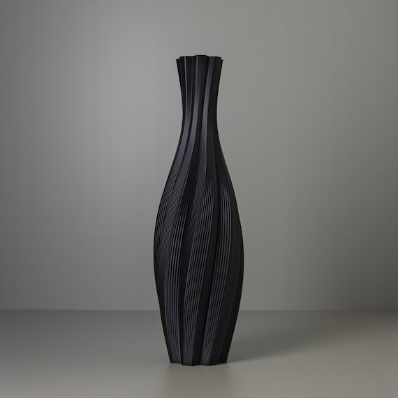 Spiral Vase TWIST - Matte Black - Lightweight 3D Printed Vase for Pampas Grass - Made from Recycled Bio-Plastic