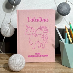 Freundebuch Kindergarten - Personalisiert mit Name - Freundschaftsbuch Einhorn - Poesiealbum Kita Mädchen