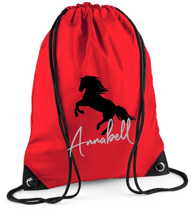 Sac à cordon personnalisé avec nom imprimé Motif cheval cabré & nom Sac à cordon avec motif cheval pour fille Rouge