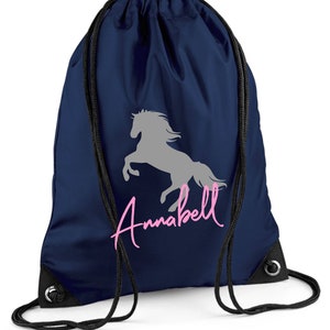 Sac à cordon personnalisé avec nom imprimé Motif cheval cabré & nom Sac à cordon avec motif cheval pour fille dunkelblau