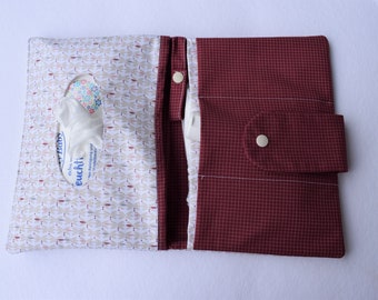 Diaper bag with four compartments made of 100% cotton fabric