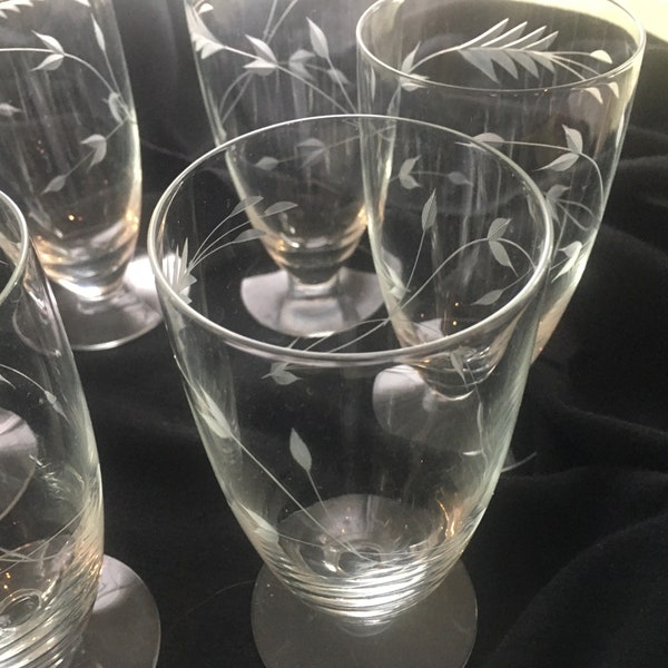 6 VINTAGE GLASSES, Etched Flowers; Elegant, Very Good Condition; For Water, Juice, Iced Tea