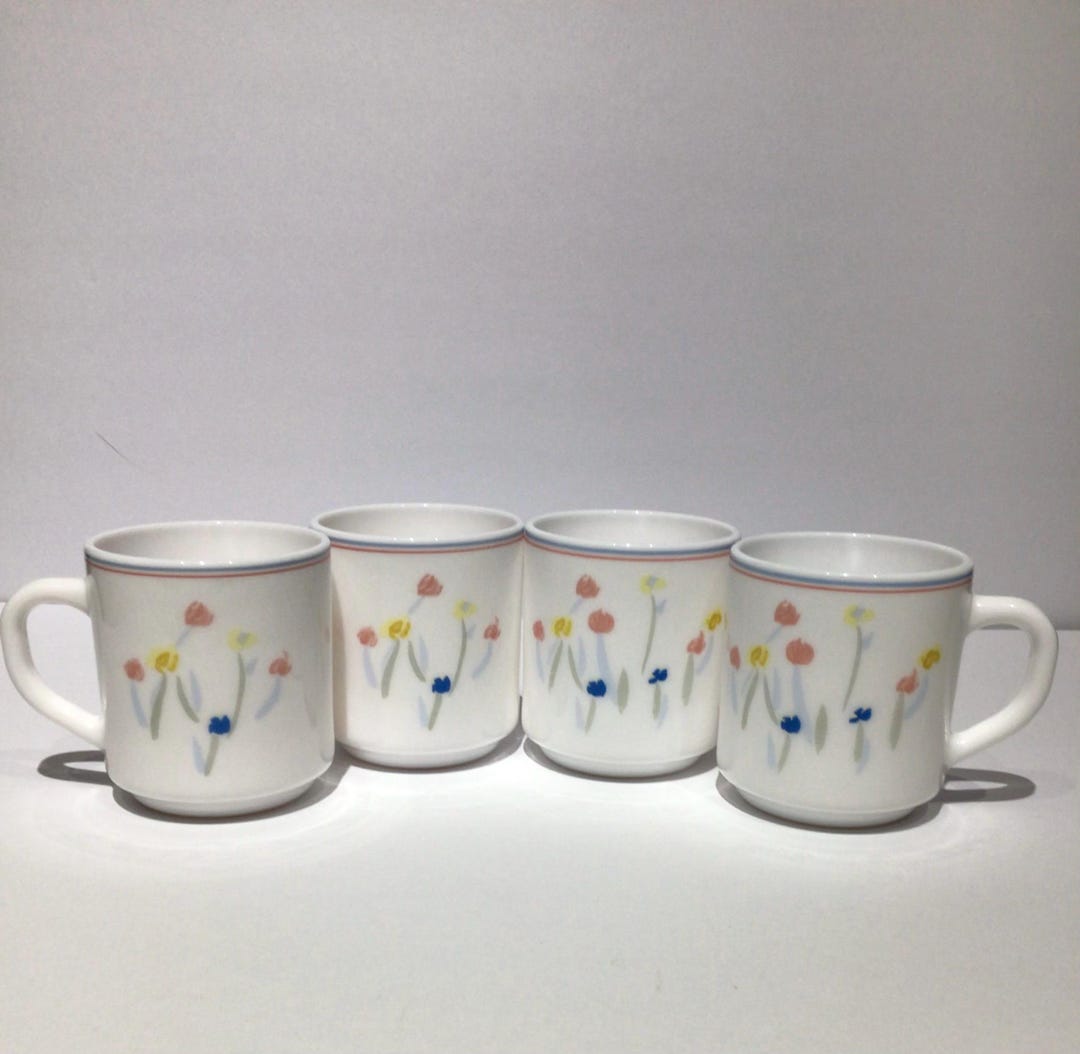 Vntage Arcopal Whte Mlk Glass Md Century French Coffee Bowl Café au