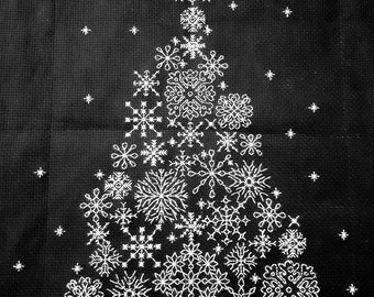 Snowflake Christmas Tree Blackwork Chart