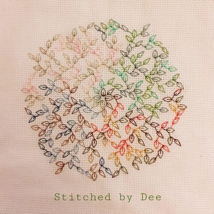 Swirly Leaf Vines Blackwork Chart