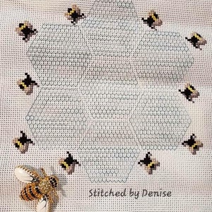 Bee Honeycomb Blackwork and Cross stitch chart