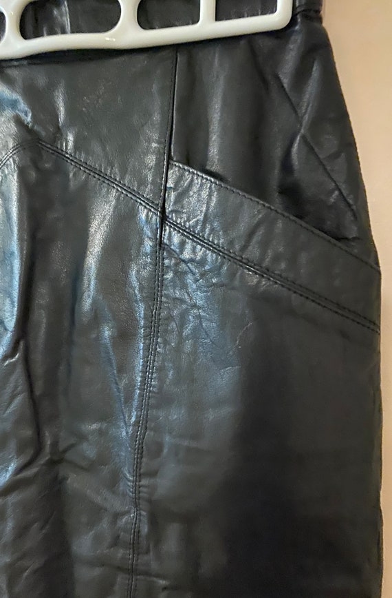 Vintage Toffs black leather skirt - image 3