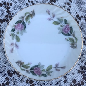 Vintage pedestal soap dish with rose print
