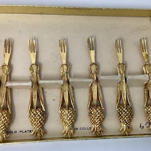 Vintage set of 6 Tancraft pineapple picks 24k gold plated Janis collection individual servers