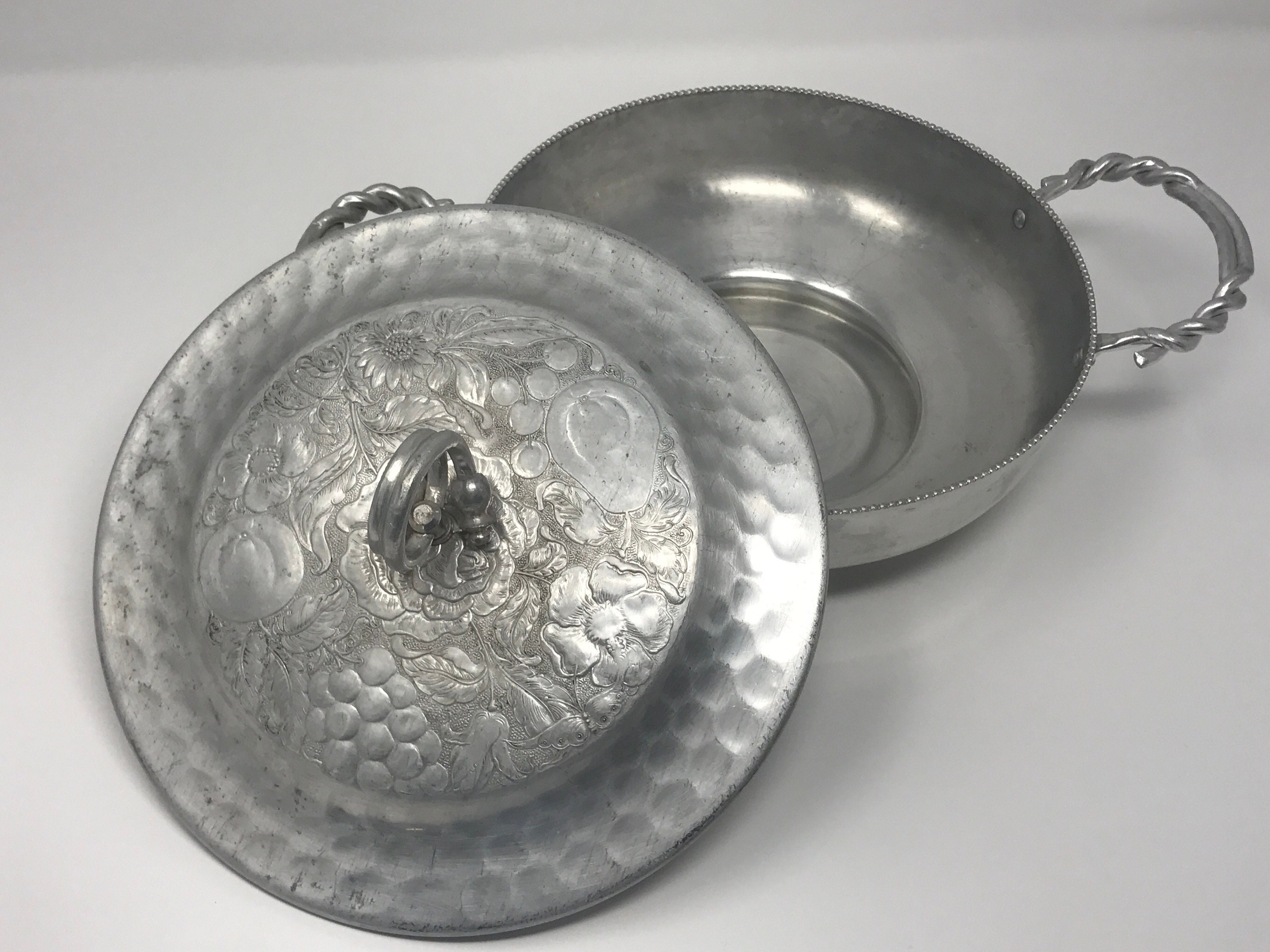 Hammered Aluminum Bowl With Handles - Etsy Hammered Aluminum Bowl With Handles - Etsy