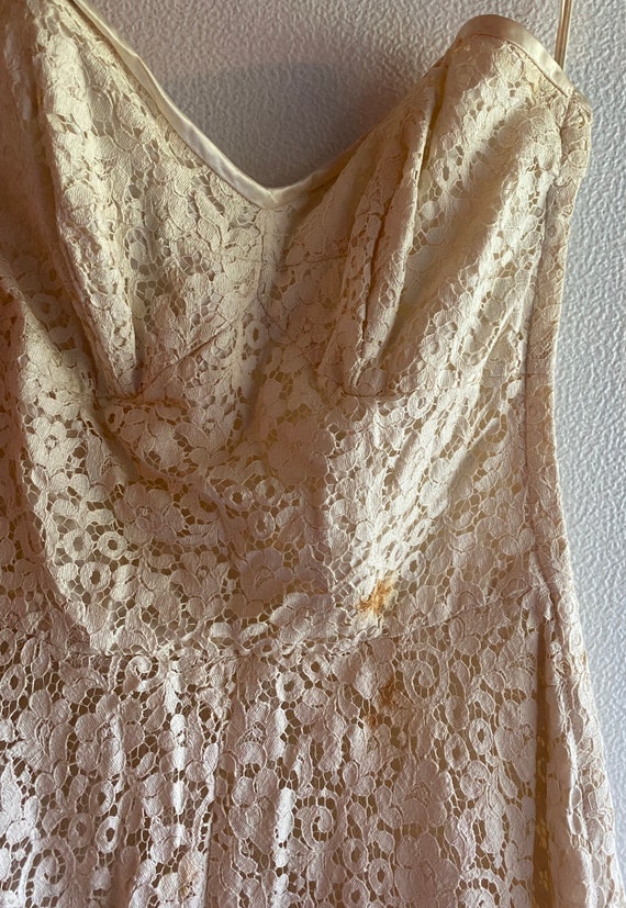 Vintage strapless handmade lace dress - image 3