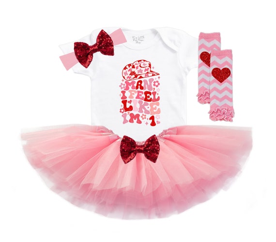 I am 1 outfit girl sale