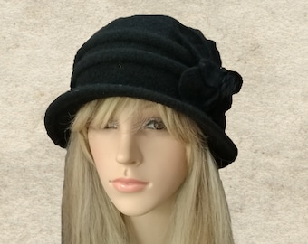 Women's felted hat, Black Felt wool hat, Winter women hat, Felt hat women, Felted wool hat, Wool warm hat, Felted cloche hat, Felt wool hats