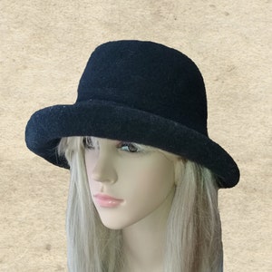 Black Wool Felt Cloche Hat: Winter Women&#39;s Hat